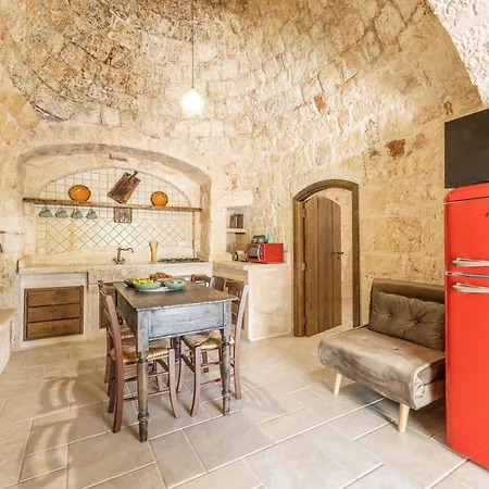 Trullo Terra Del Sole Villa